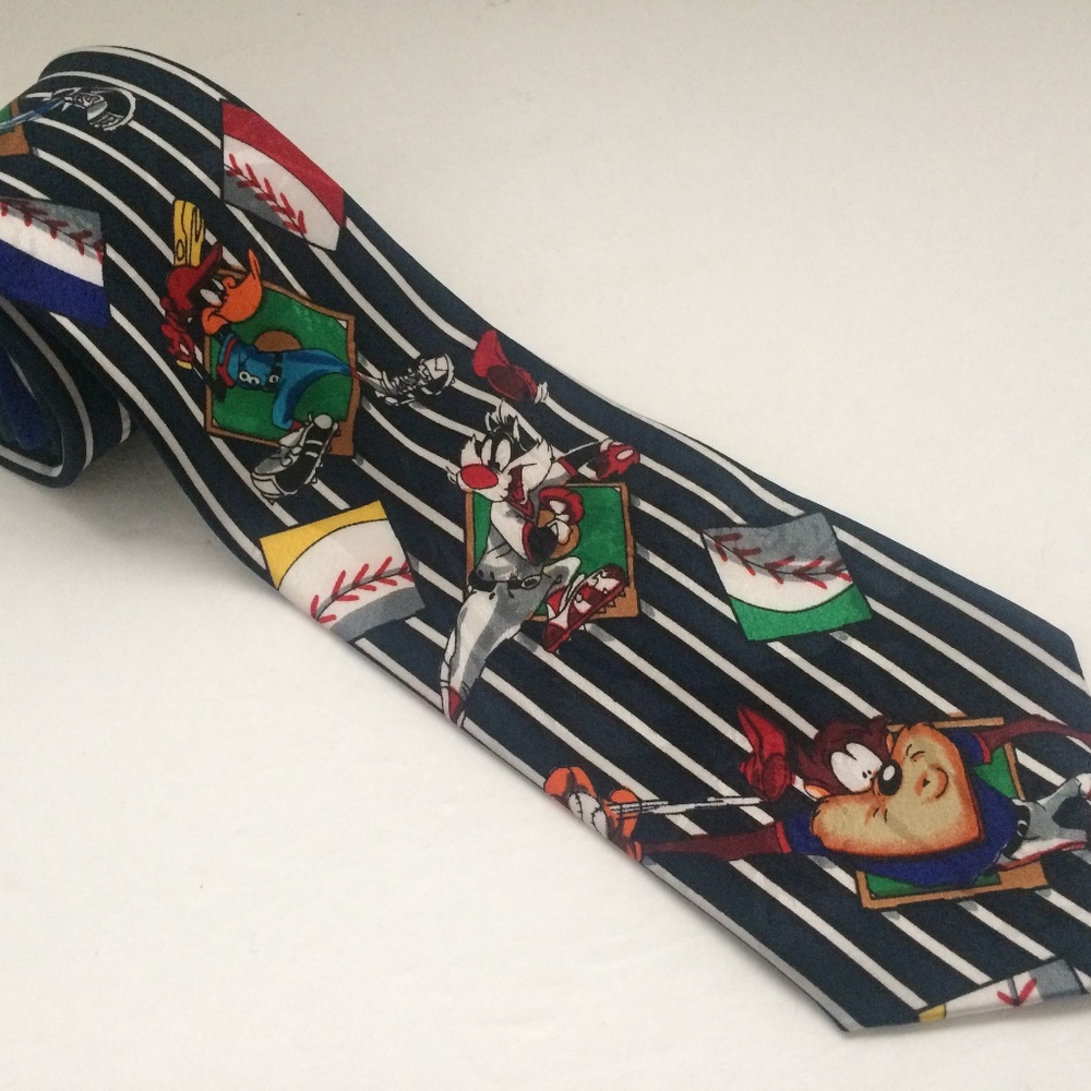 Necktie Looney Tunes Baseball Silk Stripe